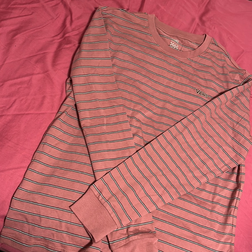 Vans long sleeve- Size medium. Brand new condition.